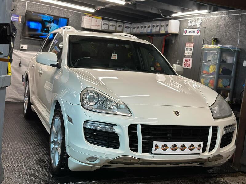 PORSCHE CAYENNE 4.8 GTS